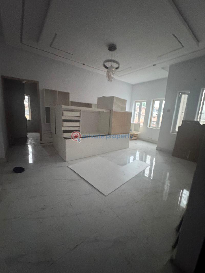 2 bedroom Block Of Flats For Sale Beautifully Crafted 2 Bedroom Apartments , Yaba Yaba Lagos - 7