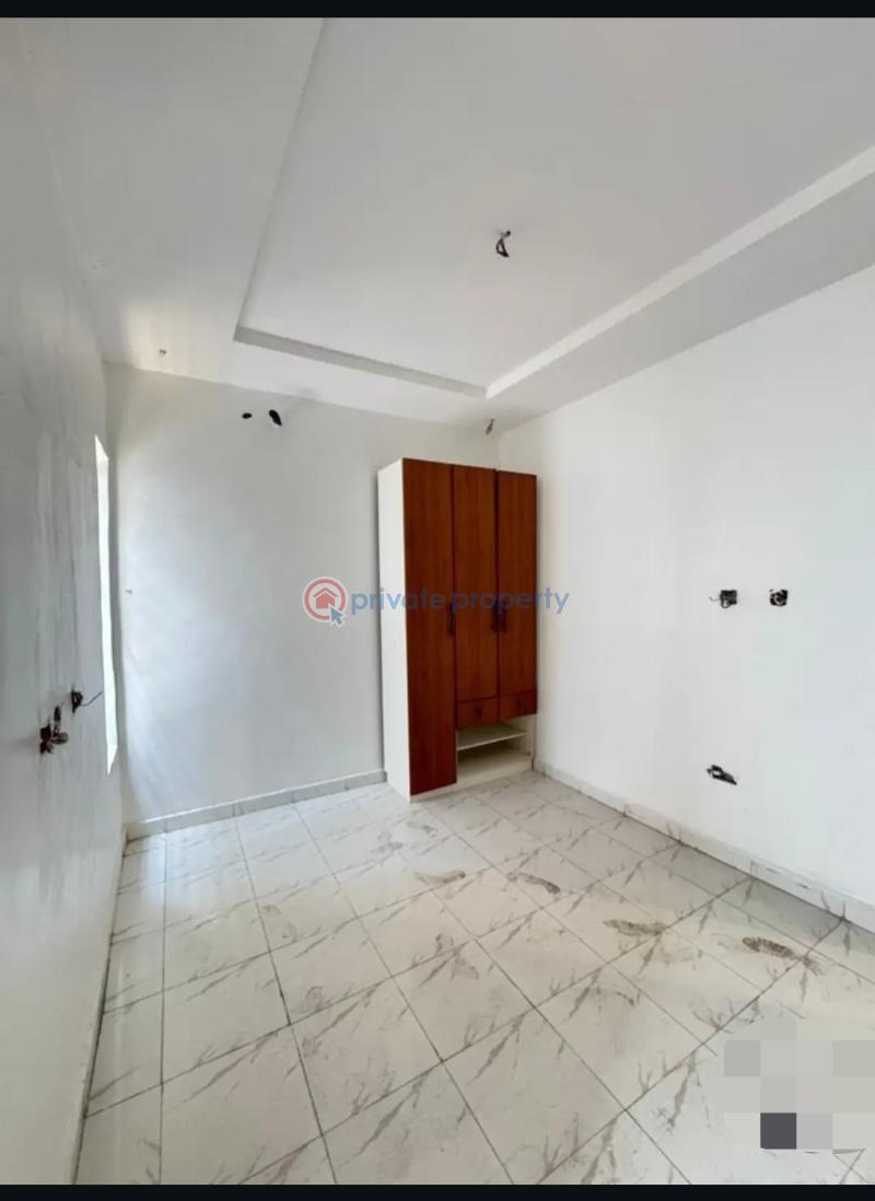 2 bedroom Block Of Flats For Sale Gbagada Lagos - 3
