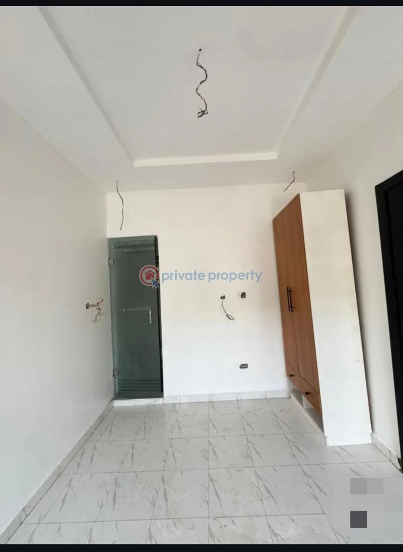 2 bedroom Block Of Flats For Sale Gbagada Lagos - 4