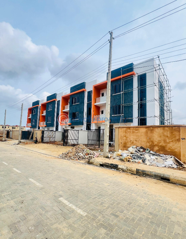 4 bedroom Terraced Duplex For Sale Ogudu GRA Ojota Lagos - 2