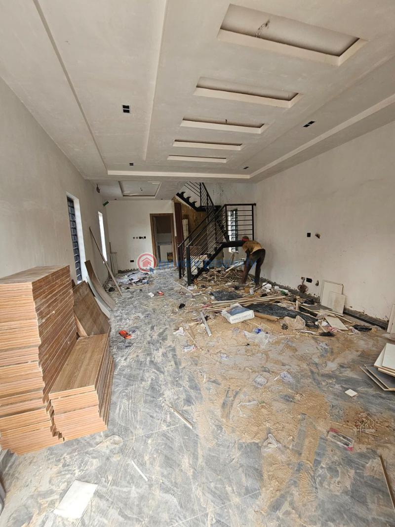 4 bedroom Detached Duplex For Sale Gbagada Central Gbagada Lagos - 5