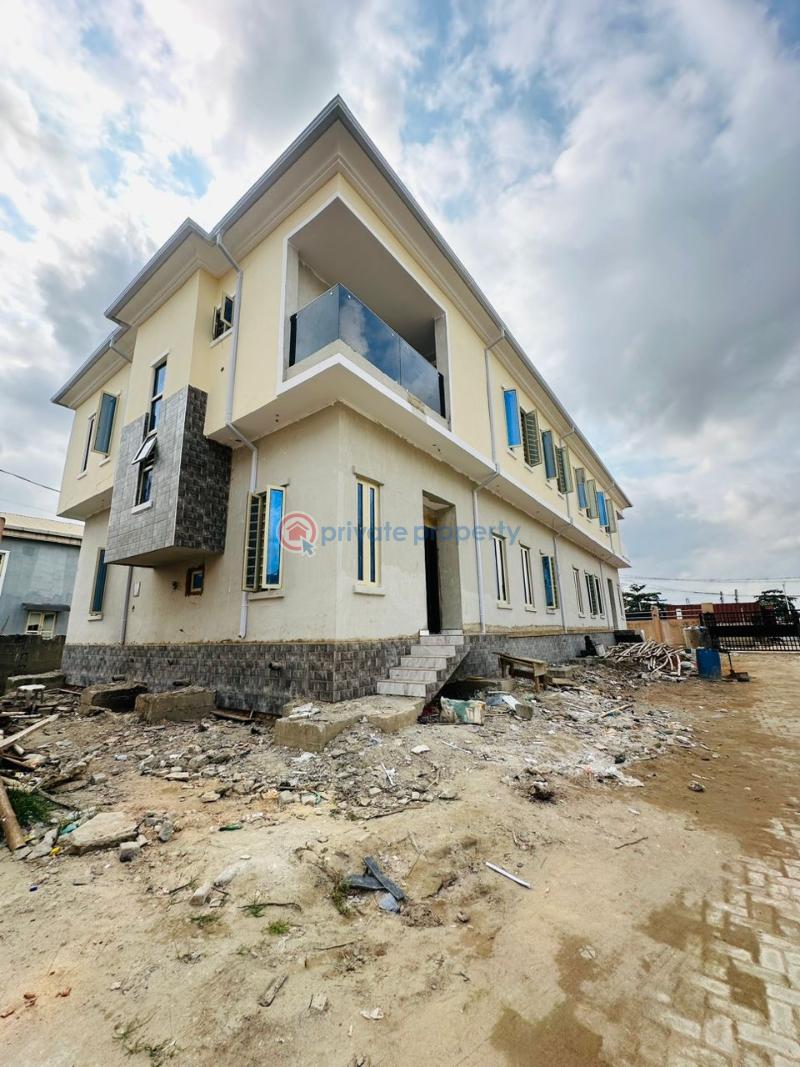 4 bedroom Semi detached Duplex For Sale Maryland Lagos - 1