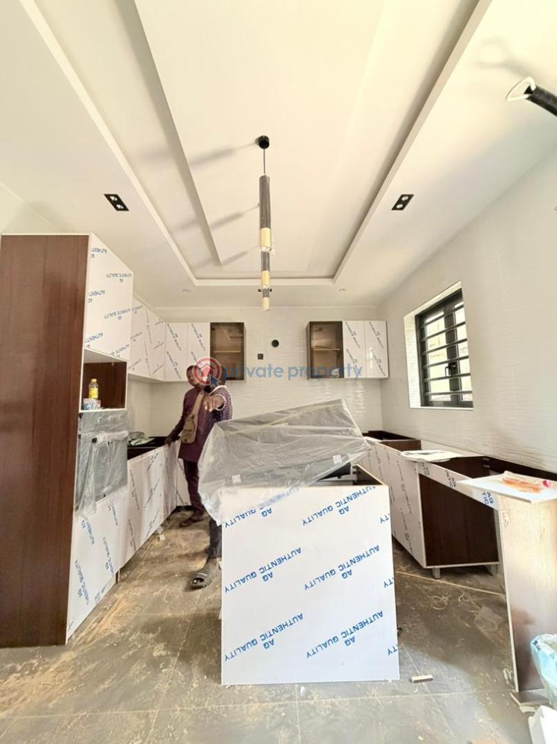 4 bedroom Semi detached Duplex For Sale Gbagada Lagos - 6