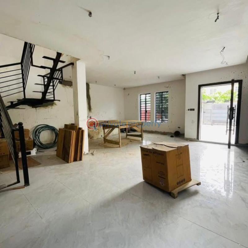 4 bedroom Detached Duplex For Sale Gbagada Lagos - 7