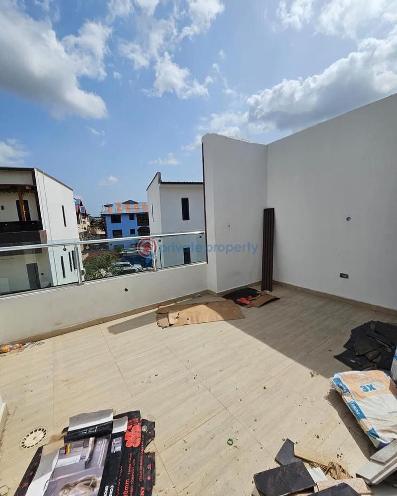 4 bedroom Semi detached Duplex For Sale Gbagada Lagos - 2