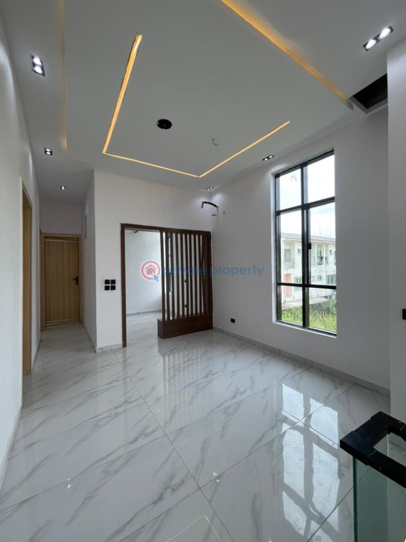 5 bedroom Detached Duplex For Sale Chevron Drive Lekki Lagos - 2