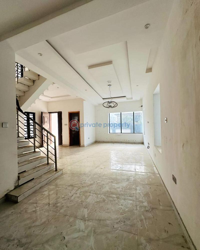 5 bedroom Detached Duplex For Sale Magodo Phase 2 Magodo Kosofe/Ikosi Lagos - 1