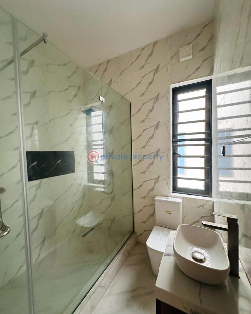 5 bedroom Detached Duplex For Sale Magodo Phase 2 Magodo Kosofe/Ikosi Lagos - 6