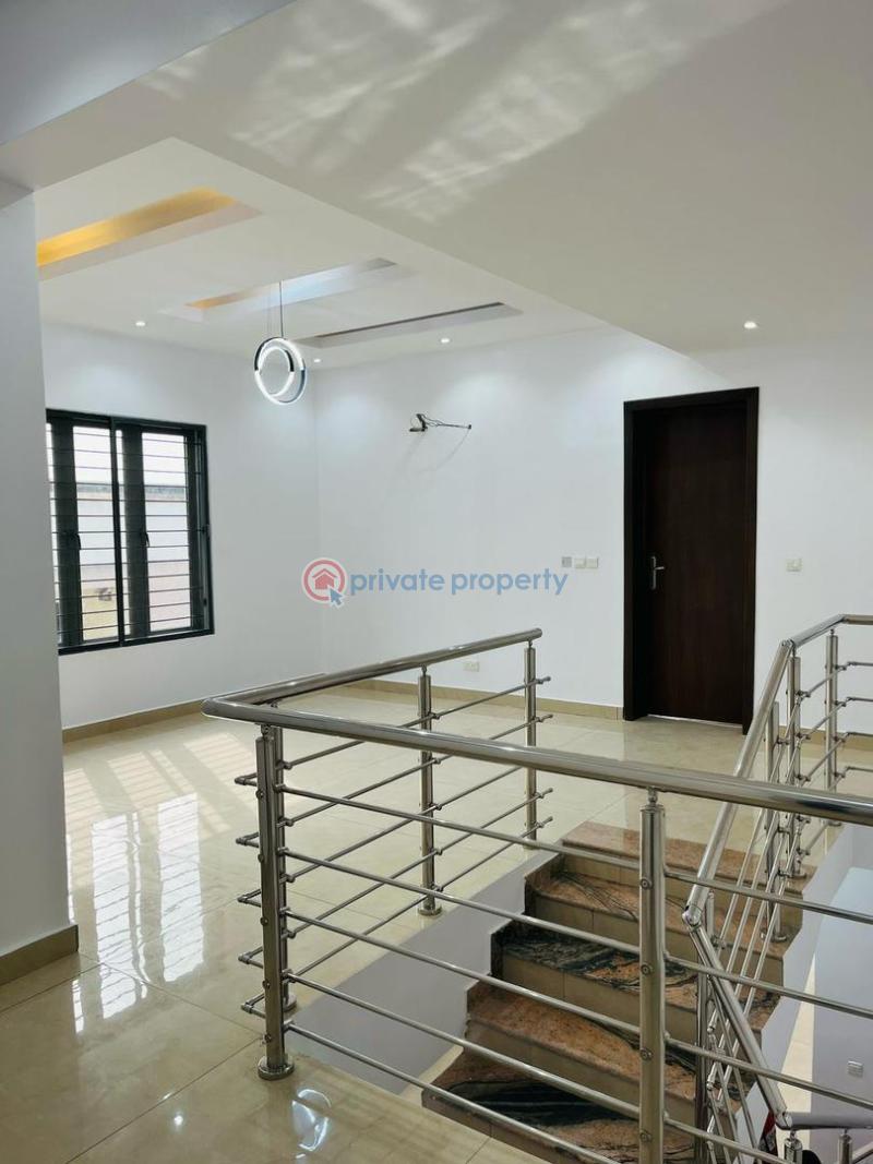 Beautifully crafted 5bedroom detached house - 1 5 bedroom House For Sale Ogudu GRA Ojota Lagos - 1