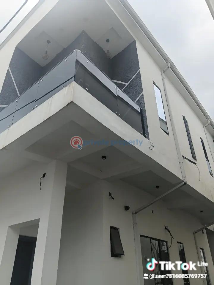 3 bedroom Duplex For Sale Lekki Gardens Estate Phase 5. Pepperoni Bus Stop. Sangotedo Lagos - 0