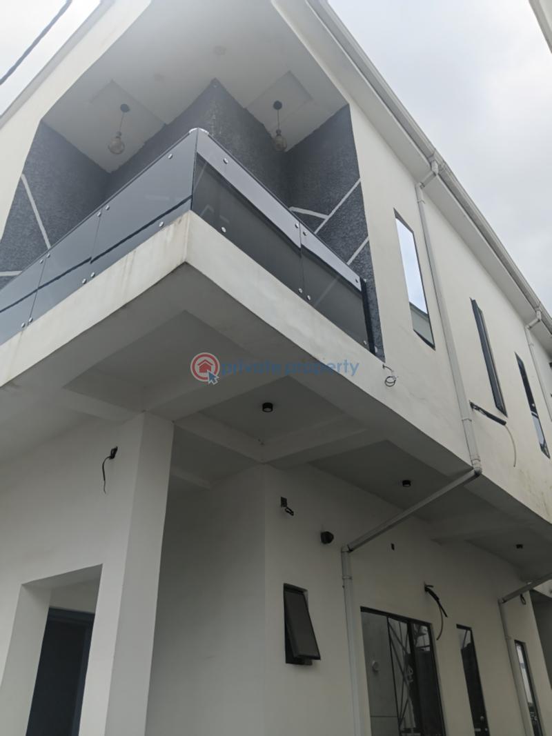 3 bedroom Duplex For Sale Lekki Gardens Estate Phase 5. Pepperoni Bus Stop. Sangotedo Lagos - 17