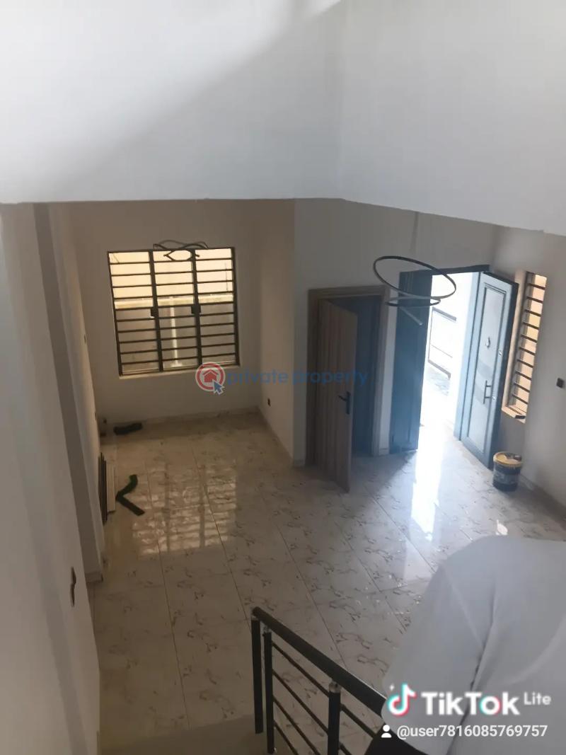 3 bedroom Duplex For Sale Lekki Gardens Estate Phase 5. Pepperoni Bus Stop. Sangotedo Lagos - 4