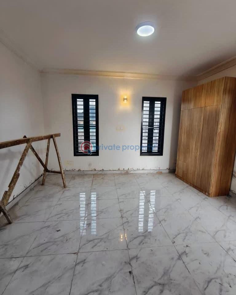 2 bedroom Flat & Apartment For Sale Yaba Lagos - 5