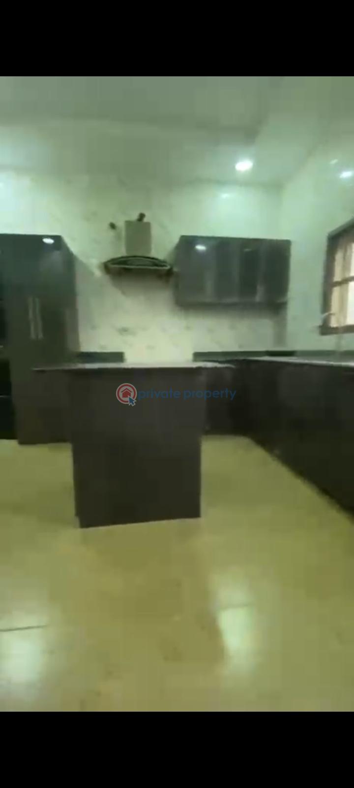 3 bedroom Block Of Flats For Rent Jahi Abuja Phase 2  - 3