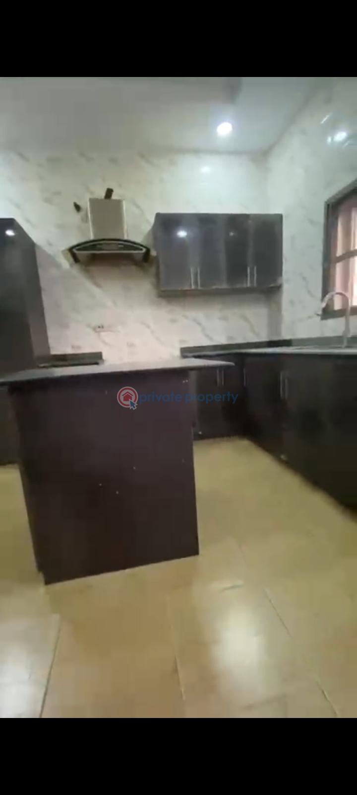 3 bedroom Block Of Flats For Rent Jahi Abuja Phase 2  - 4