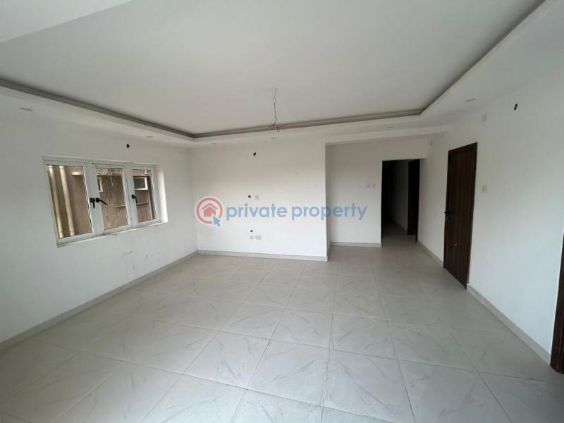 3 bedroom Block Of Flats For Sale Off Funsho Williams Avenue Surulere Lagos - 2