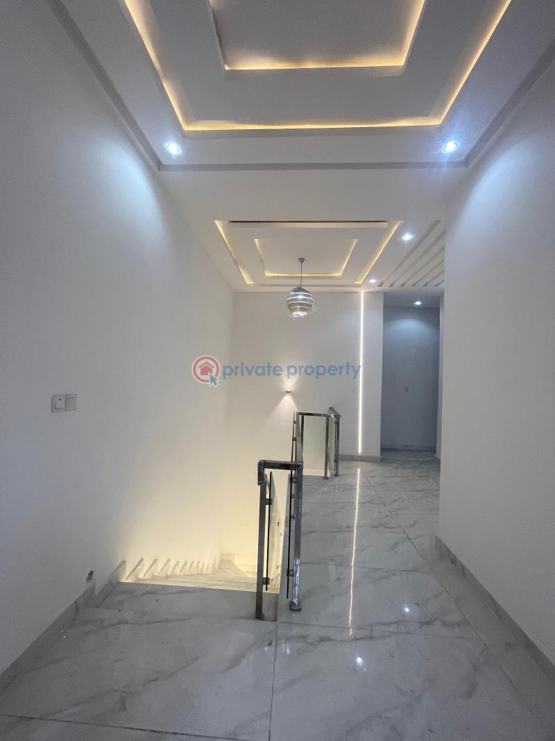 4 bedroom Semi detached Duplex For Sale Close To Chevron Toll Gate Chevron Drive Lekki Lagos - 4