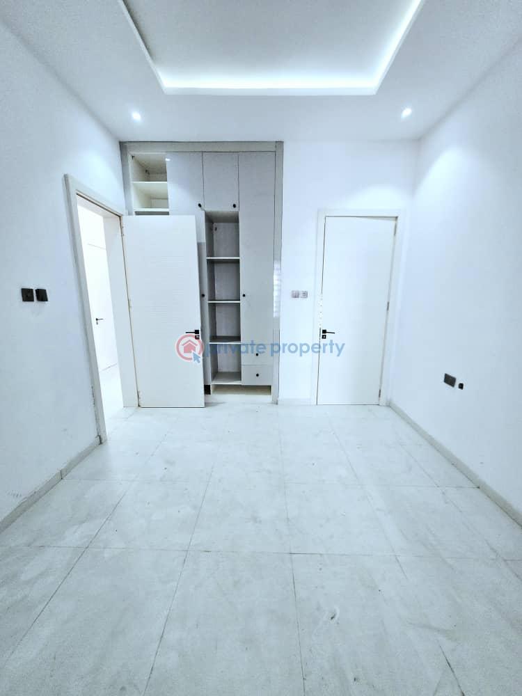 4 bedroom Terraced Duplex For Sale Orchid Road Chevron Drive Lekki Lagos - 13