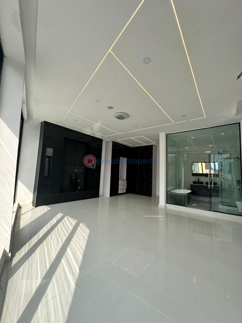 5 bedroom Detached Duplex For Sale Chevron Tollgate Lekki Lagos - 1