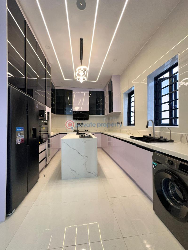 5 bedroom Detached Duplex For Sale Chevron Tollgate Lekki Lagos - 9