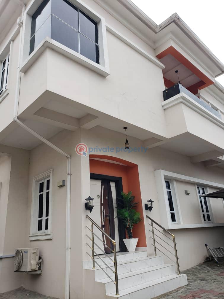 For sale 4 bedroom House Richmond Estate Lekki Phase 1 Lagos (PID