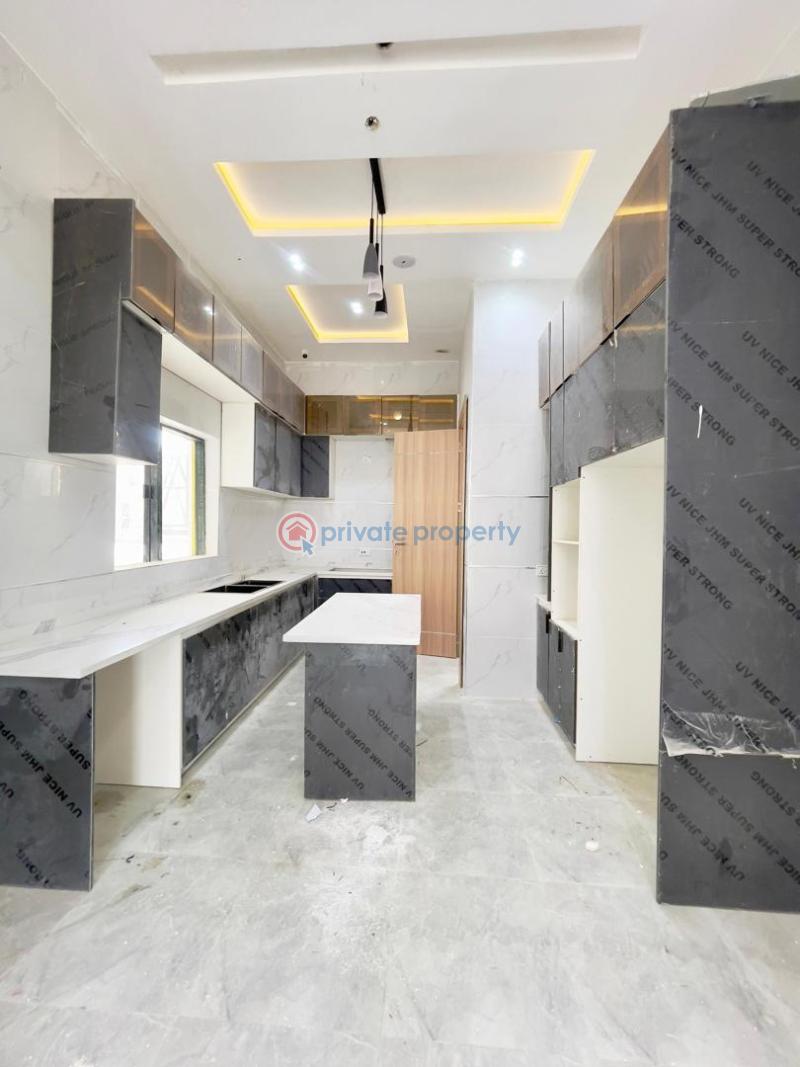 4 bedroom Detached Duplex For Sale Chevron Drive Lekki Lagos - 4