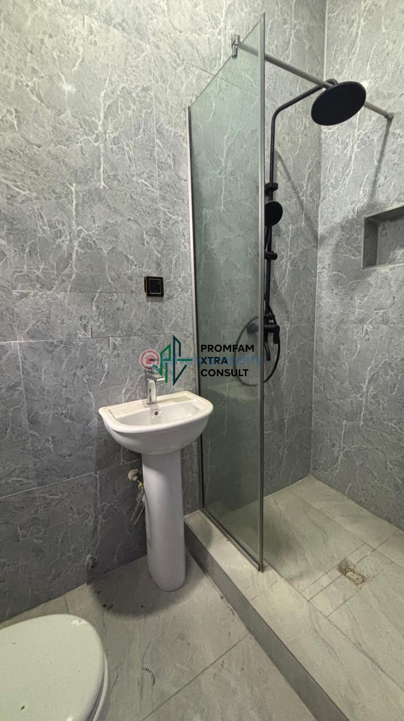 4 bedroom Semi detached Duplex For Sale Orchid Road Chevron Drive Lekki Lagos - 5