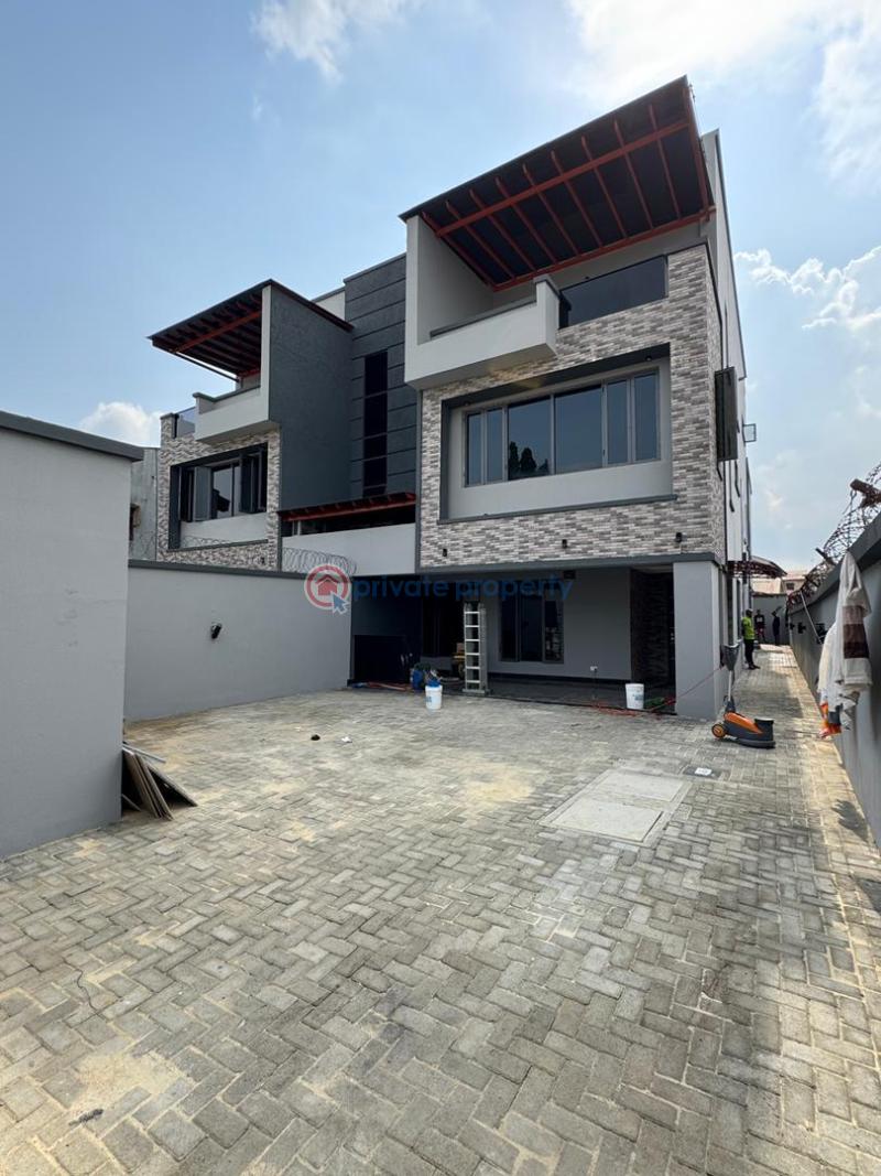 4 bedroom Semi detached Duplex For Sale Gbagada Lagos