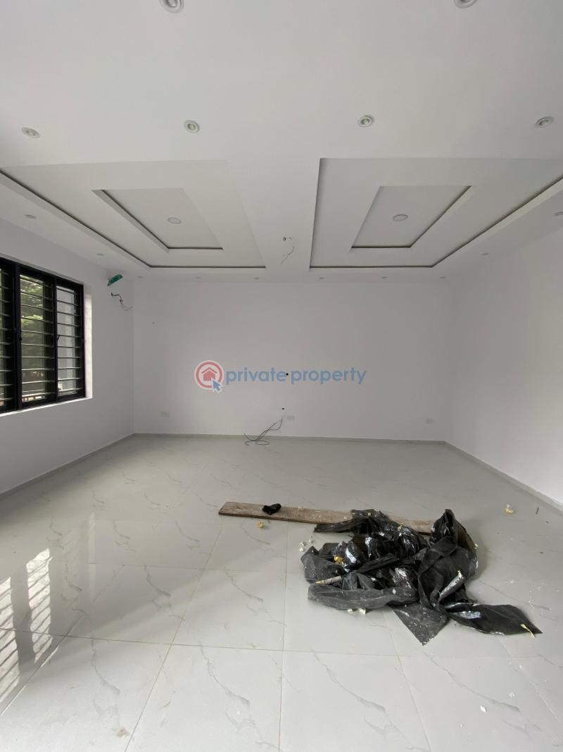 Beautifully finished 4-bedroom terrace duplex in a calm and accessible area - 6 4 bedroom Terraced Duplex For Sale Ifako-Ijaiye Lagos - 6