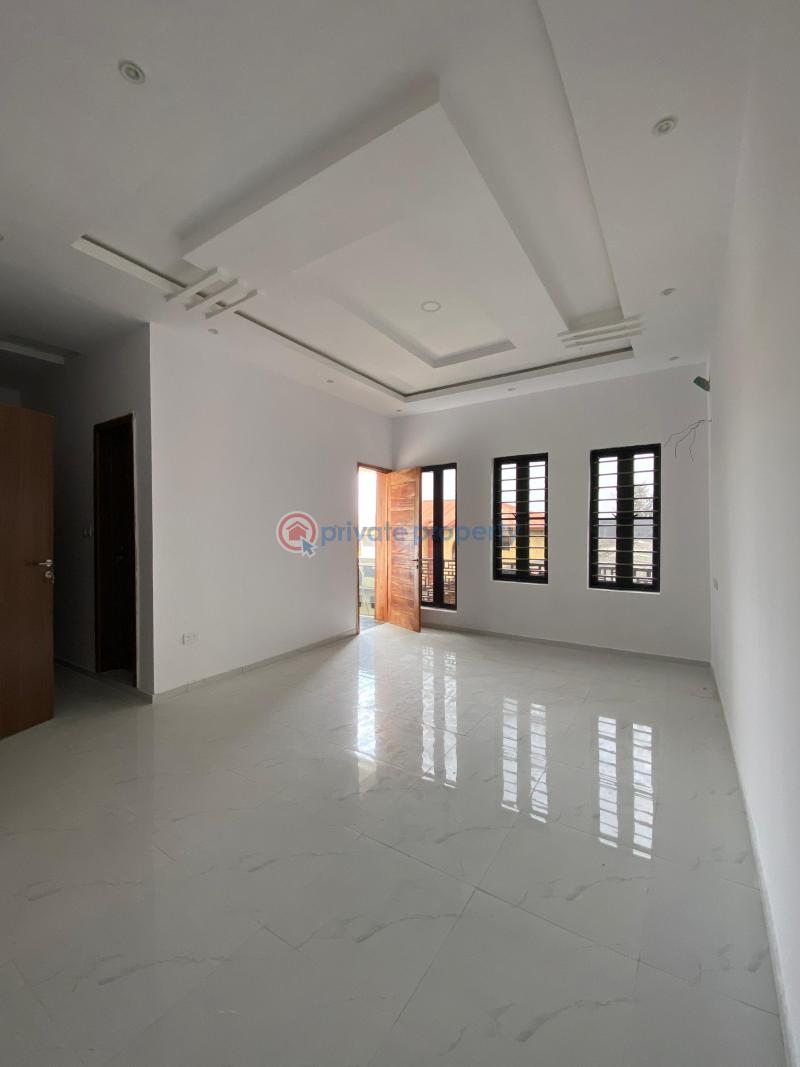 Beautifully finished 4-bedroom terrace duplex in a calm and accessible area - 7 4 bedroom Terraced Duplex For Sale Ifako-Ijaiye Lagos - 7