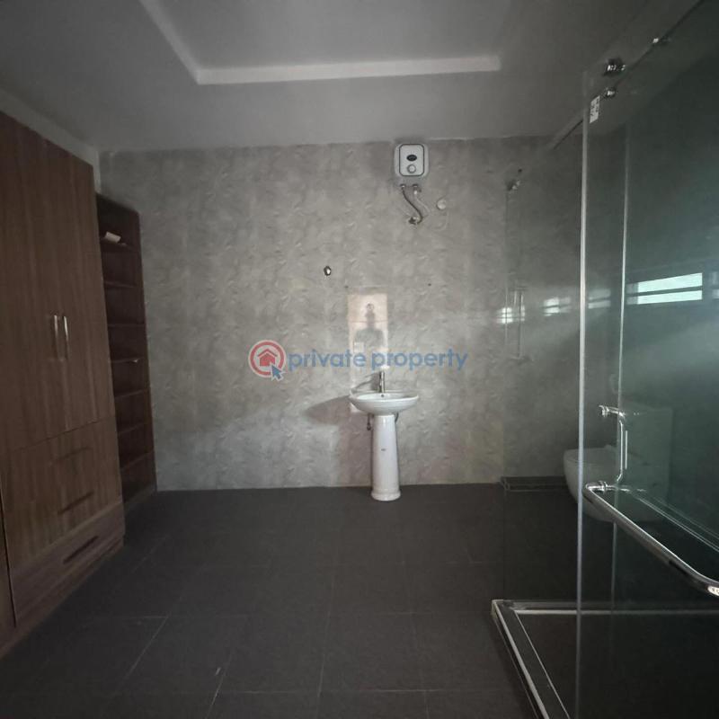 4 bedroom Semi detached Duplex For Sale Omole Phase 2 Ojodu Lagos - 3