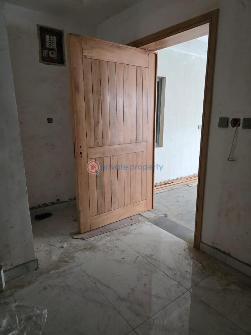4 bedroom House For Sale Mini Estate Wasimi Maryland Lagos - 14