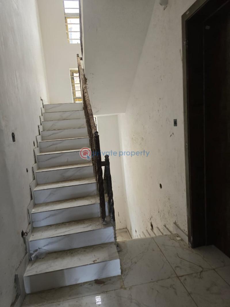 4 bedroom House For Sale Mini Estate Wasimi Maryland Lagos - 4