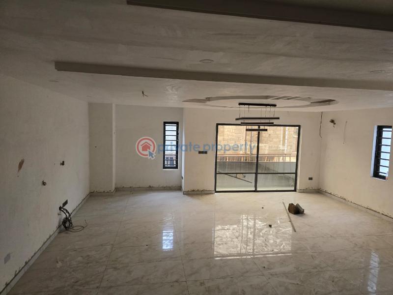 4 bedroom House For Sale Mini Estate Wasimi Maryland Lagos - 13