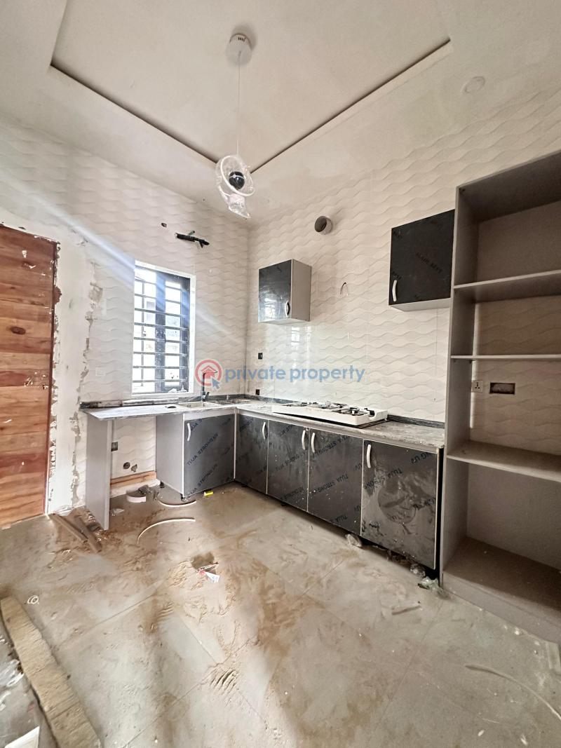 4 bedroom Terraced Duplex For Sale Ologolo Lekki Lagos - 10