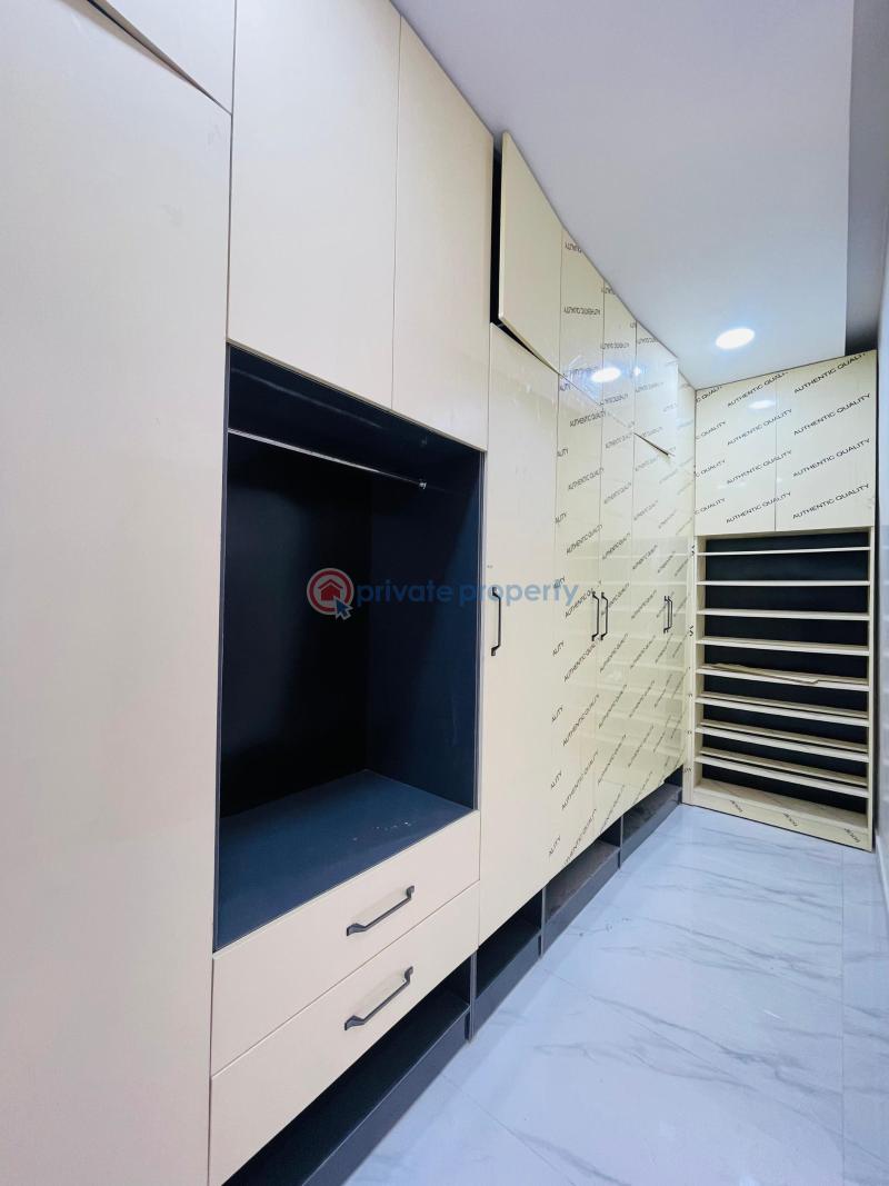 5 bedroom Detached Duplex For Sale Second Toll Gate Along Lekki Expressway Lagos - 10