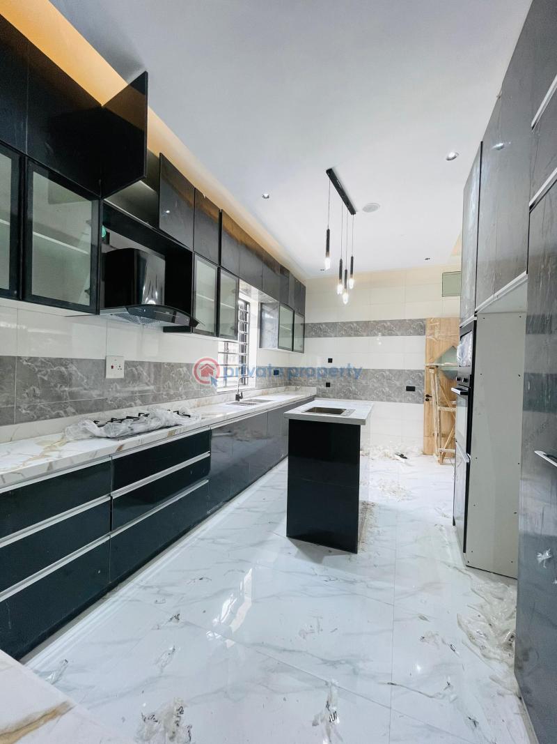 5 bedroom Detached Duplex For Sale Second Toll Gate Along Lekki Expressway Lagos - 6