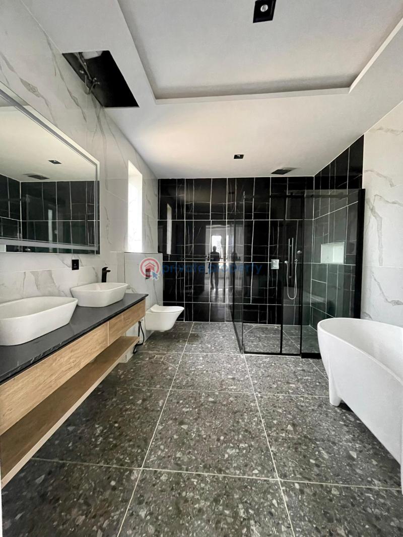 5 bedroom Detached Duplex For Sale Lekki Phase 1 Lagos - 4