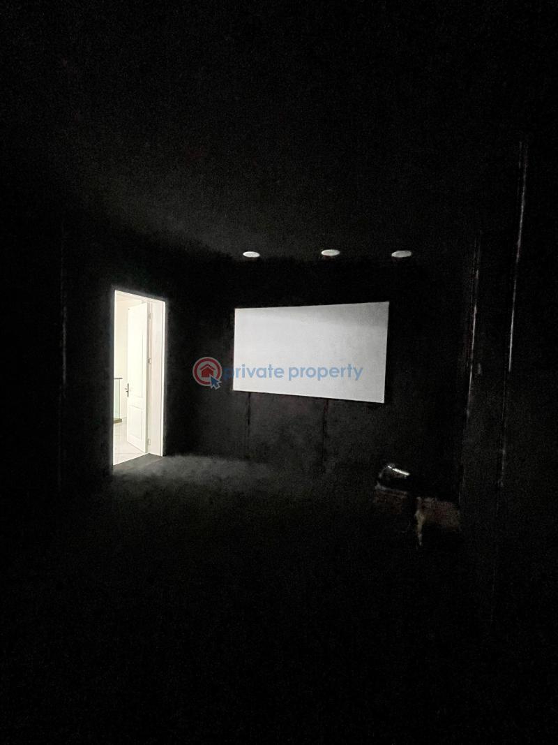 5 bedroom Detached Duplex For Sale Lekki Phase 1 Lagos - 11