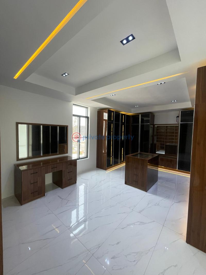 5 bedroom Detached Duplex For Sale Megamond Estate Ikota Lekki Lagos - 8