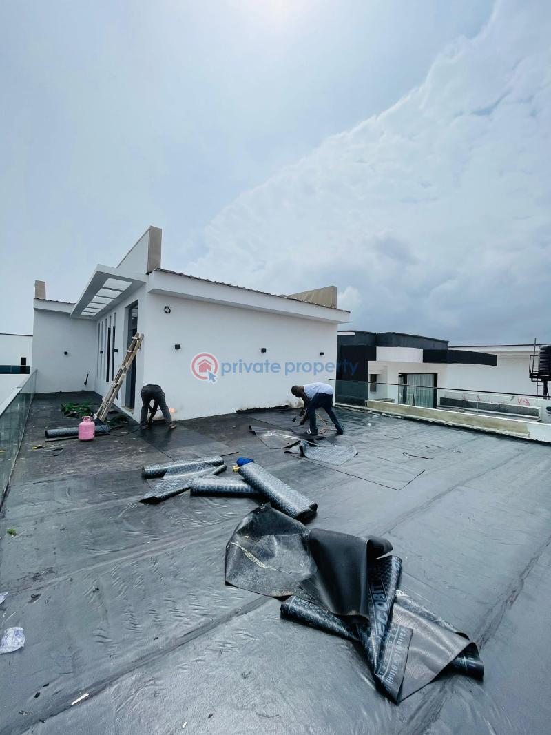 5 bedroom Detached Duplex For Sale Second Toll Gate Lekki Expressway Lagos - 17