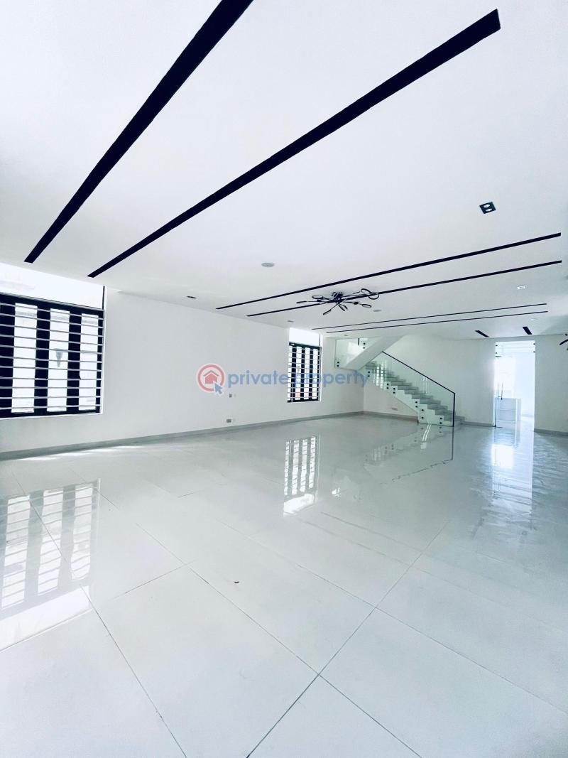 5 bedroom Detached Duplex For Sale Second Toll Gate Lekki Expressway Lagos - 1