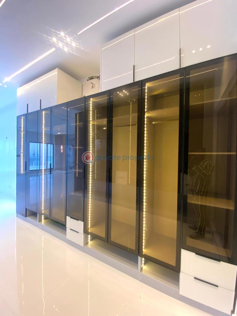 5 bedroom Detached Duplex For Sale Osapa Lekki Lagos - 1