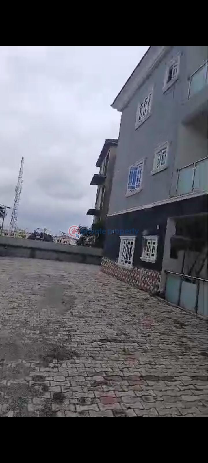 3 bedroom Block Of Flats For Rent Main Jabi Abuja Phase 2  - 5