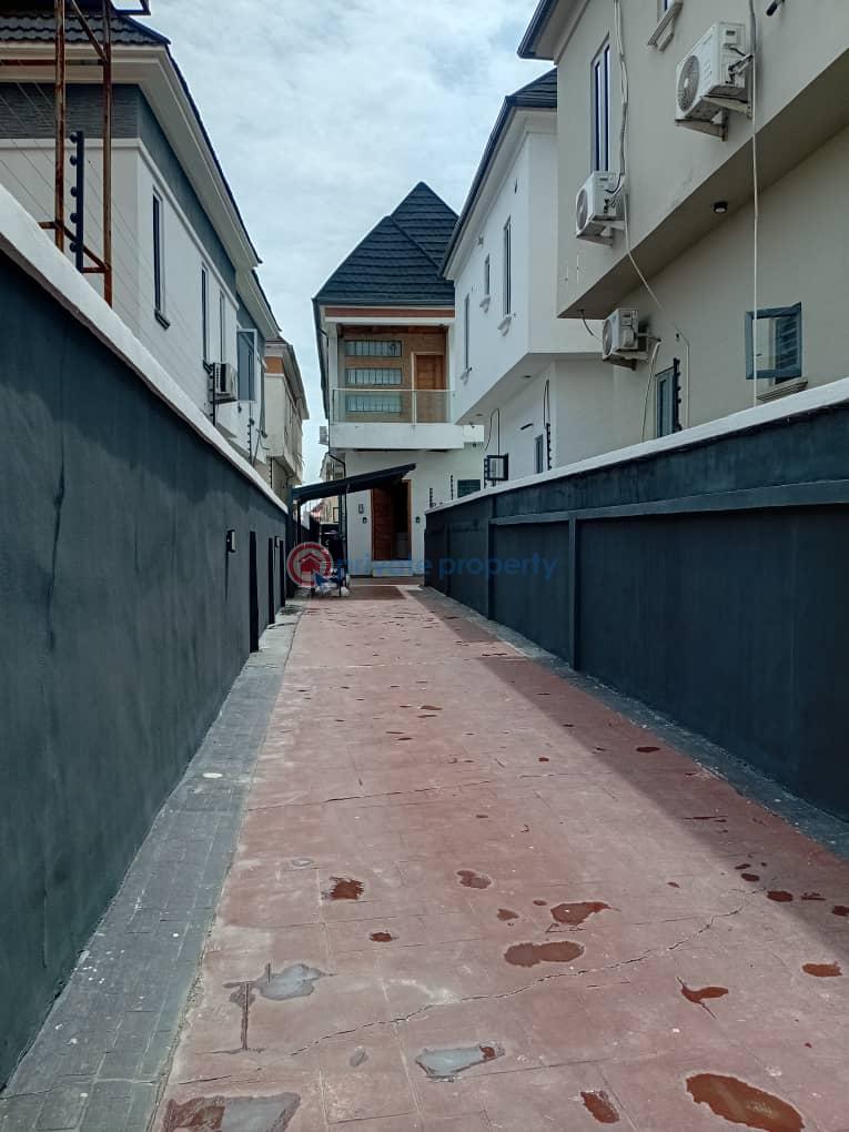 4 bedroom Detached Duplex For Rent Thomas Estate Ajah Lagos - 4