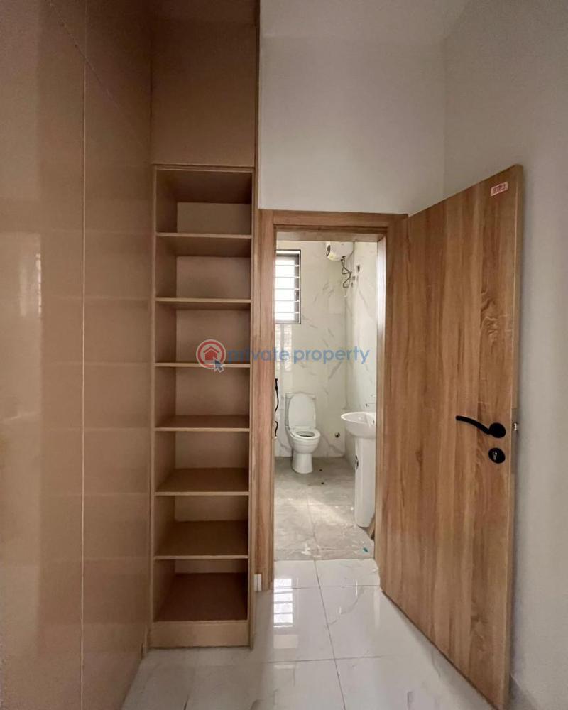 4 bedroom Detached Duplex For Sale Omole Phase 1 Oba Akran Ikeja Lagos - 1