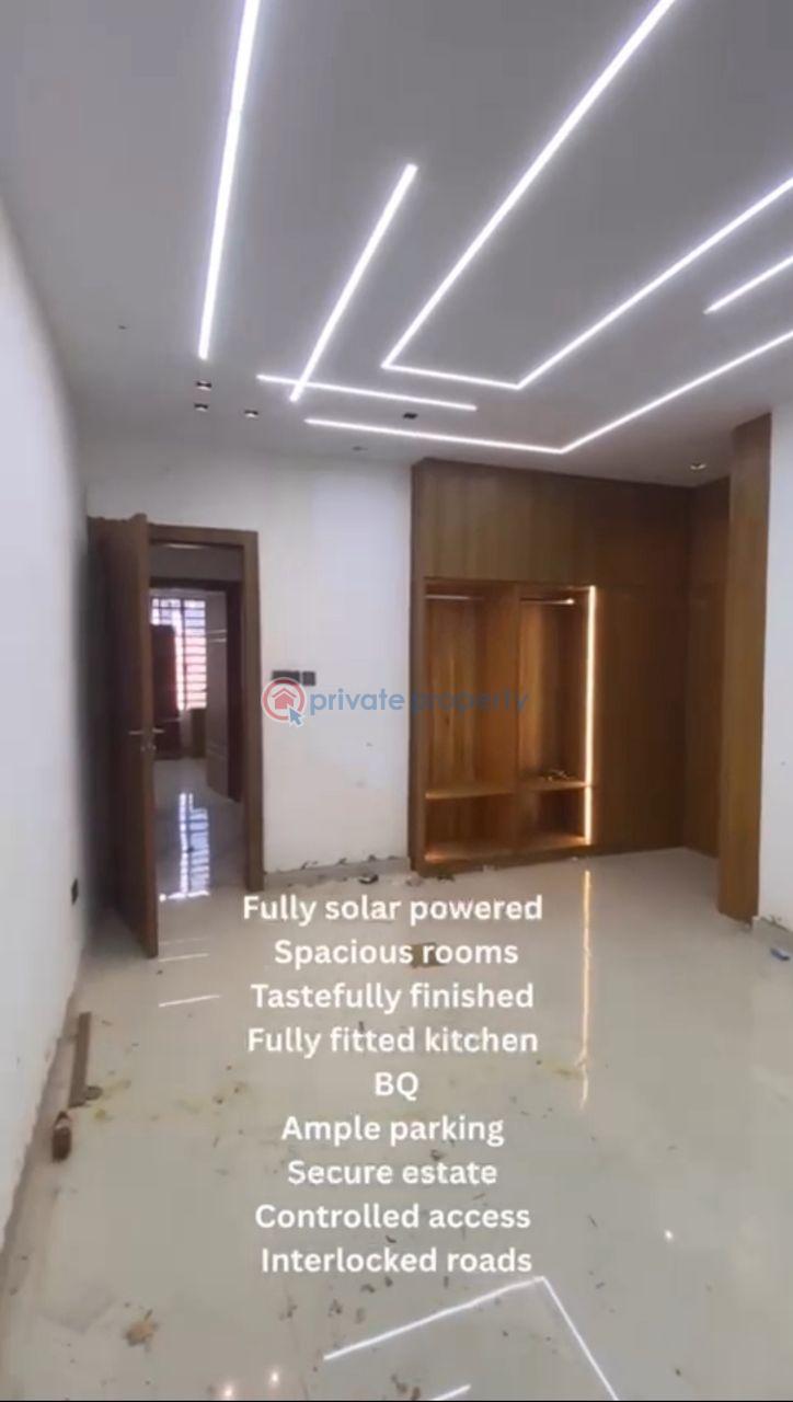 4 bedroom House For Sale Millennium Estate Gbagada Lagos - 3