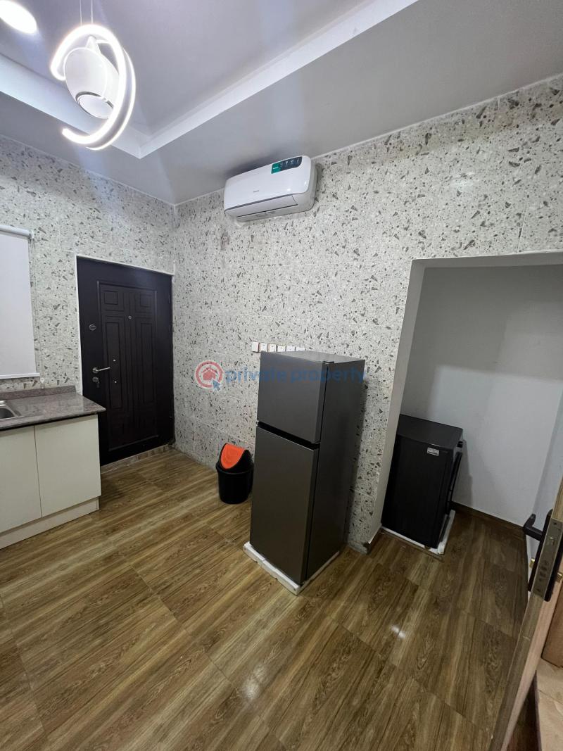 4 bedroom Terraced Duplex For Sale Chevron Lekki Phase 2 Lagos - 9