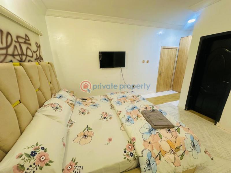 2 bedroom Flat & Apartment For Rent Admiralty Way Lekki Phase 1 Lagos - 3