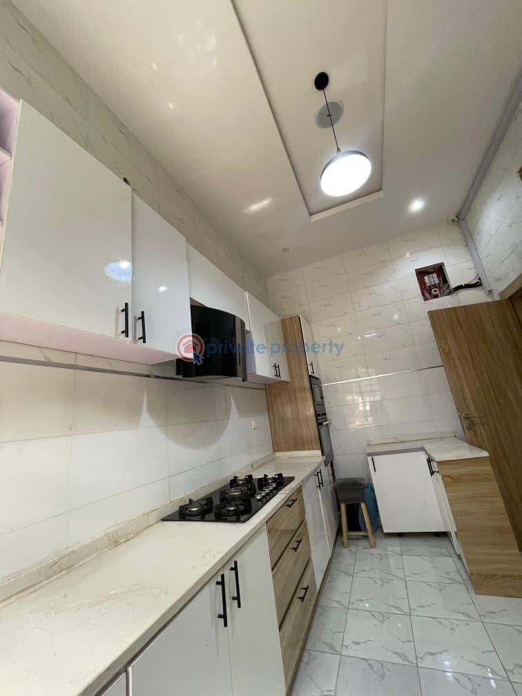 3 bedroom Self Contain For Sale Lekki Phase 1 Lagos - 6